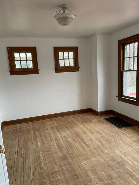687 South Cassingham Road Columbus, OH 43209 - Photo 3 of 18 IMG_2067