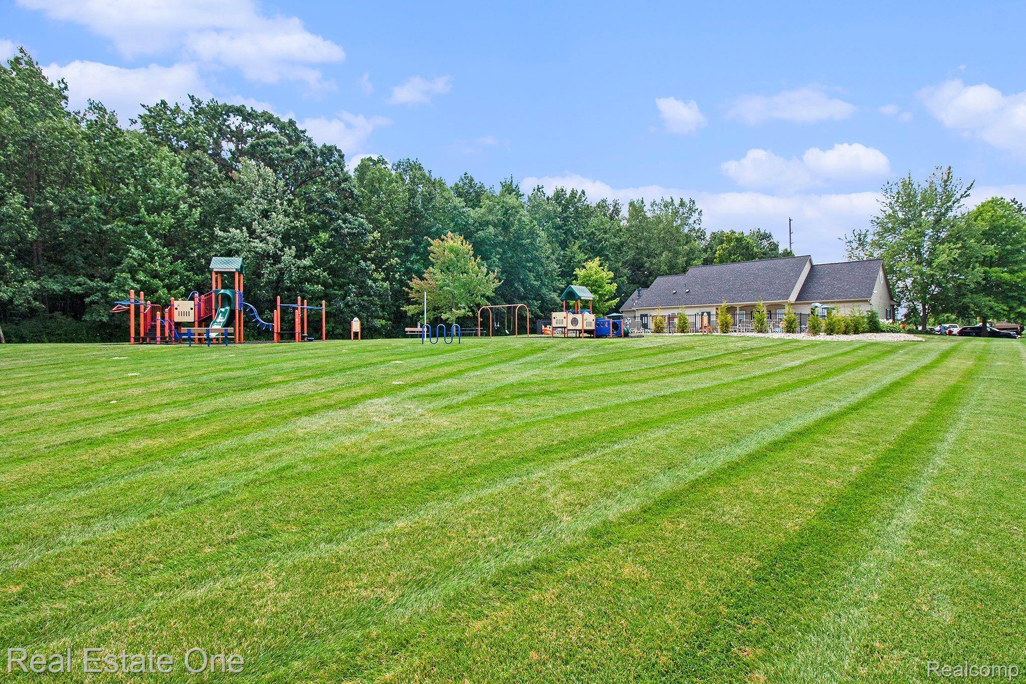 4268 Hampton Ridge Boulevard Howell, MI 48843 - Photo 22 of 24 COMMUNITY PLAYGROUND