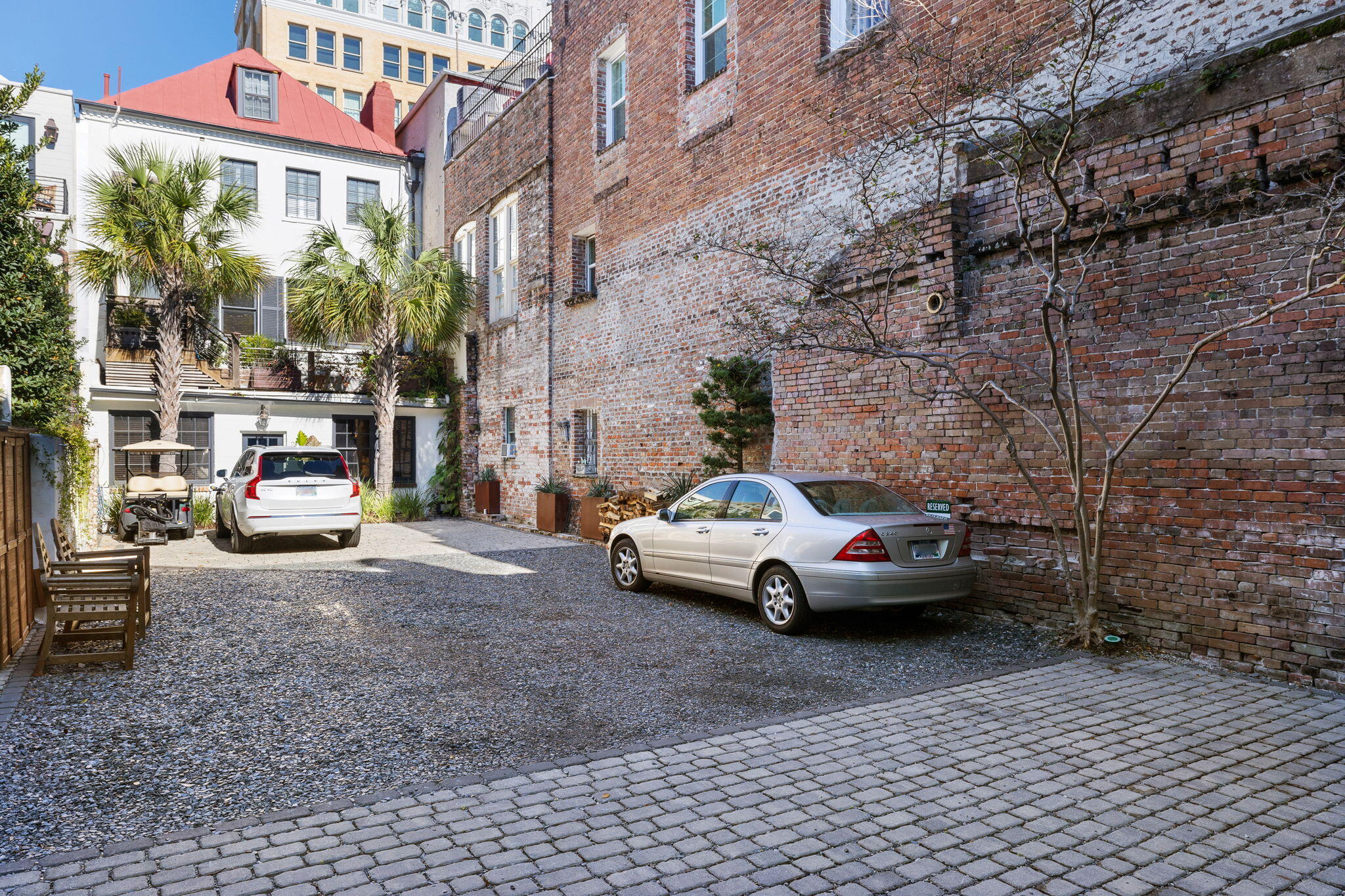 21 Broad Street Charleston, SC 29401 - Photo 48 of 50 01_Exterior_004