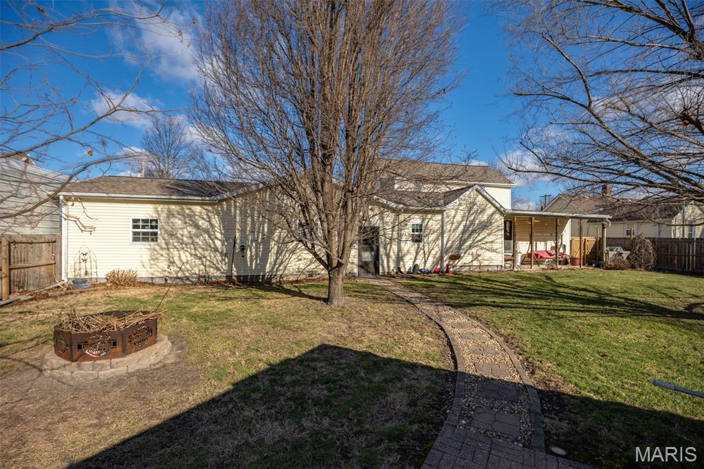 306 East Putnam Street Mount Olive, IL 62069 - Photo 23 of 30