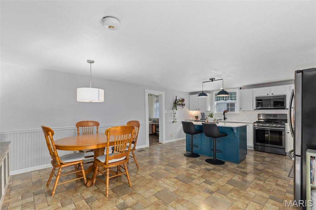 306 East Putnam Street Mount Olive, IL 62069 - Photo 9 of 30