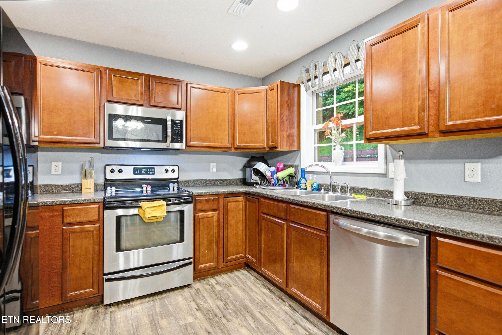 7676 Applecross Road Corryton, TN 37721 - Photo 13 of 30 7676 Applecross Rd-17