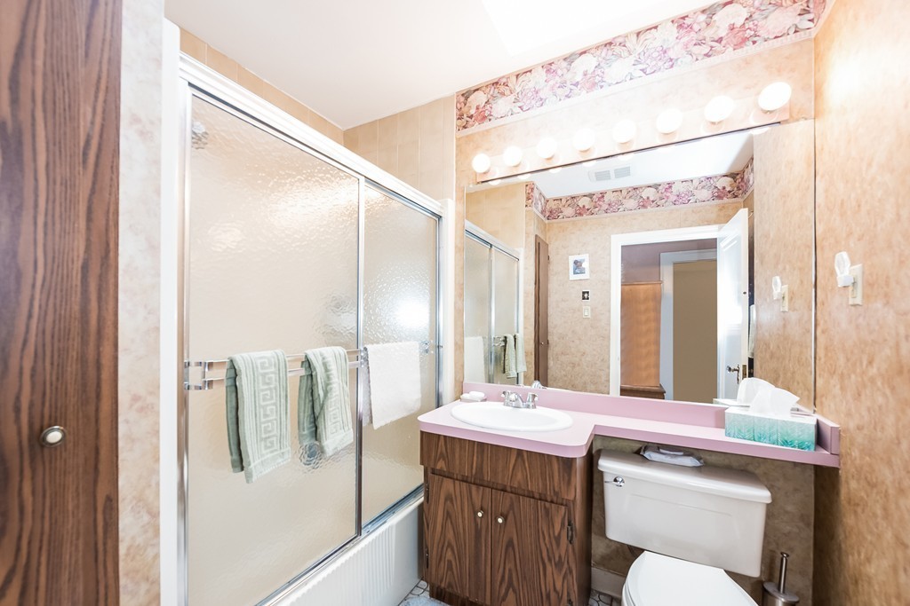 19 Woodside Road Medford, MA 02155 - Photo 19 of 25 Gallery Image 19