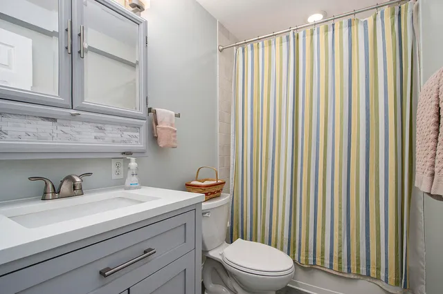 $519,900 | 24 Heron Court, Plainwell, MI 49080