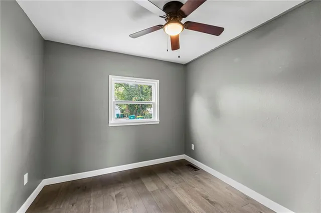 $184,950 | 405 West Miami Street, Paola, KS 66071