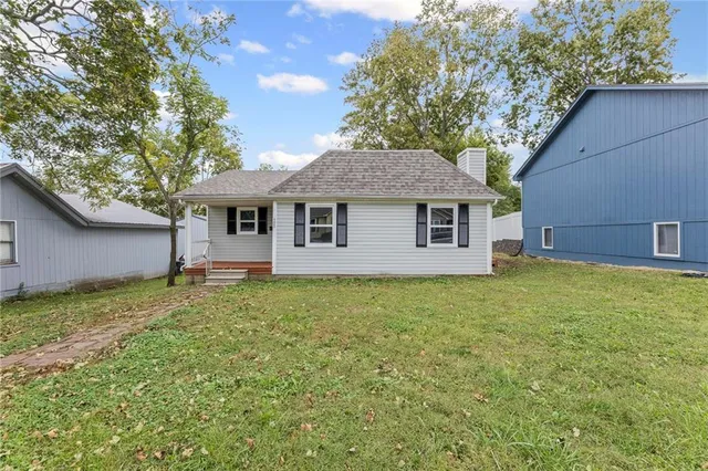 $184,950 | 405 West Miami Street, Paola, KS 66071