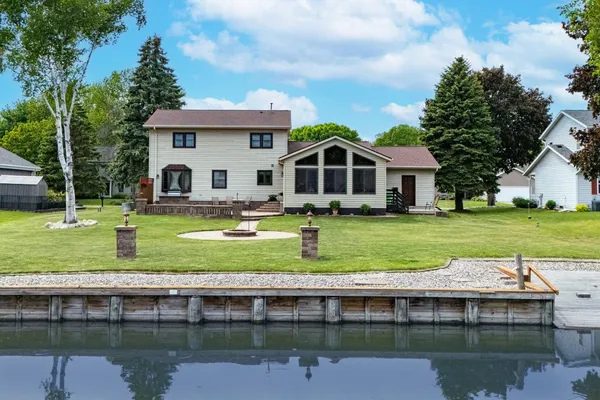 $599,900 | 5170 Killdeer Lane, Oshkosh, WI 54901