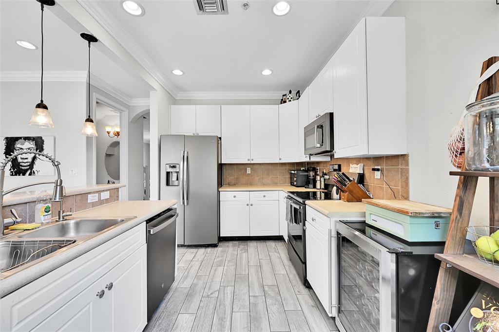 2851 Prospect Road, Unit 1202 Tamarac, FL 33309 - Photo 8 of 25