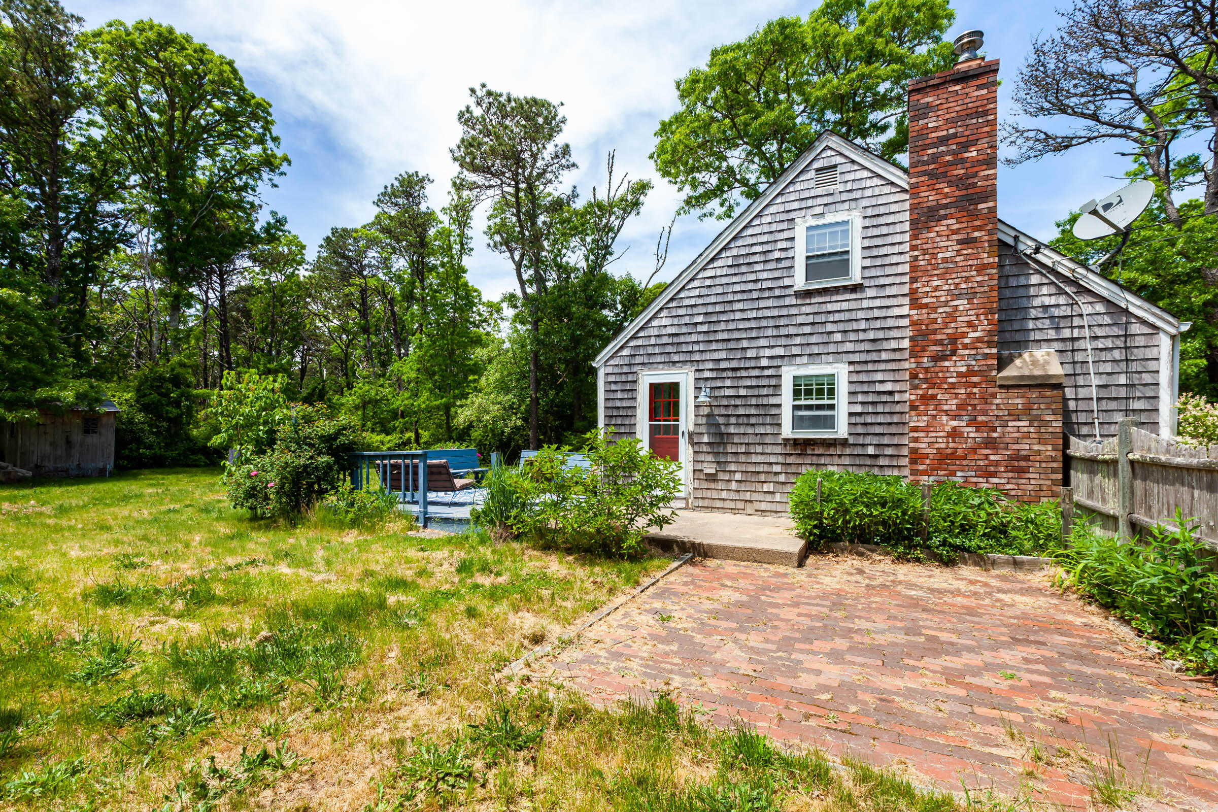 122 Pine Bluff Road Brewster, MA 02631 - Photo 8 of 45 122PineBluffRd-06-w