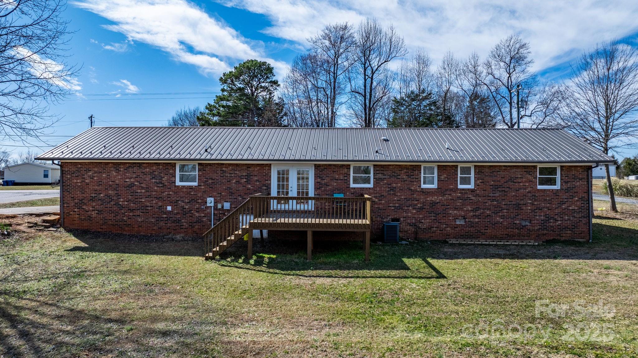 2028 Hendil Street Conover, NC 28613 - Photo 28 of 31 Gallery Image 28