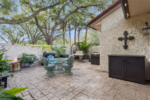 $450,000 | 1130 Ave De Las Casas, Lady Lake, FL 32159