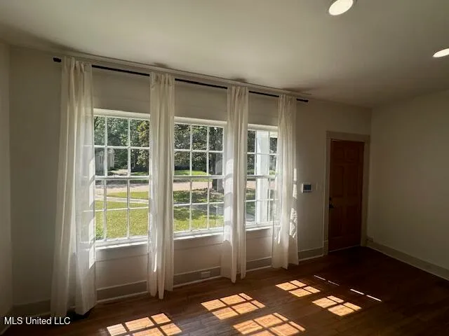 $199,900 | 464 East Ridgeway Street, Jackson, MS 39206