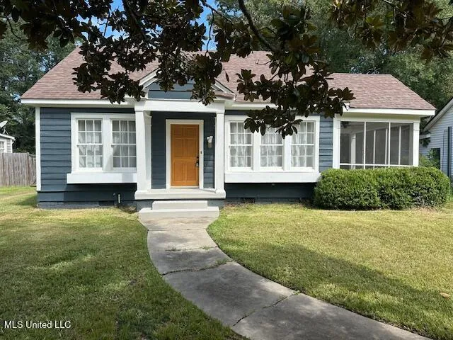 $199,900 | 464 East Ridgeway Street, Jackson, MS 39206