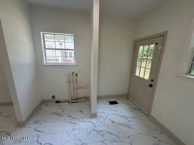 $199,900 | 464 East Ridgeway Street, Jackson, MS 39206