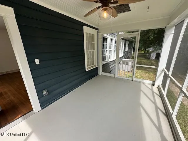 $199,900 | 464 East Ridgeway Street, Jackson, MS 39206