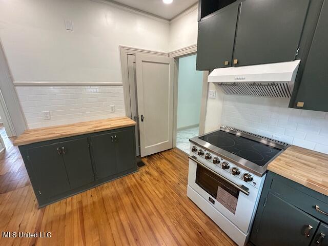 464 East Ridgeway Street Jackson, MS 39206 - Photo 6 of 32 IMG_2379