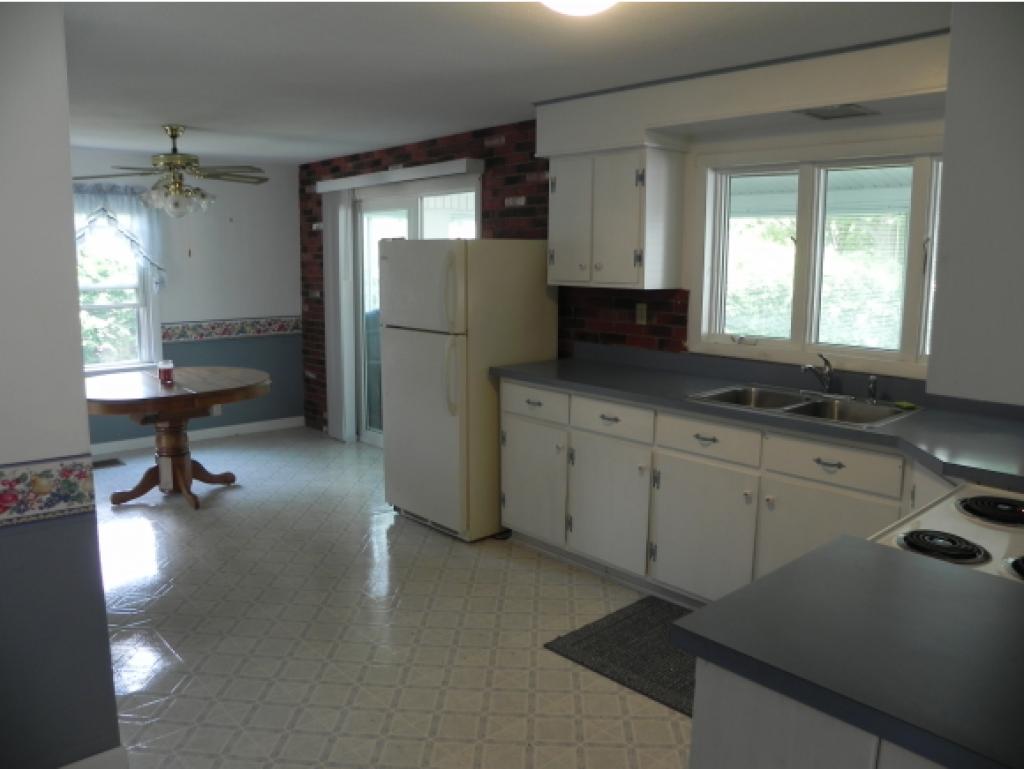 98 Woodbury Road Burlington, VT 05408 - Photo 12 of 17 Gallery Image 12