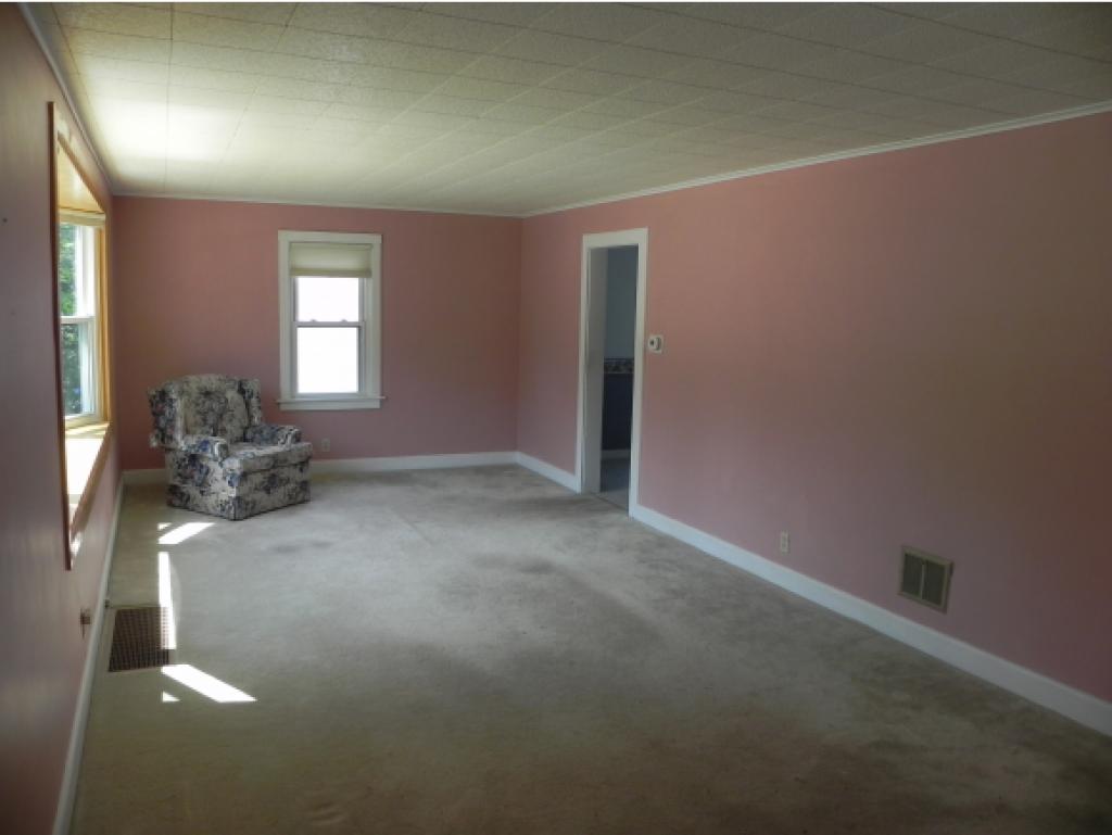 98 Woodbury Road Burlington, VT 05408 - Photo 14 of 17 Gallery Image 14