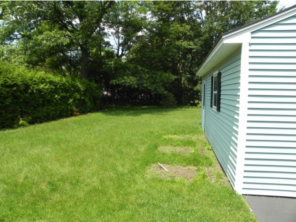 98 Woodbury Road Burlington, VT 05408 - Photo 4 of 17 Gallery Image 4