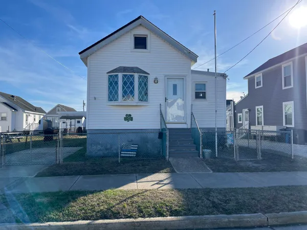 $799,900 | 226 West 15th Avenue, North Wildwood, NJ 08260
