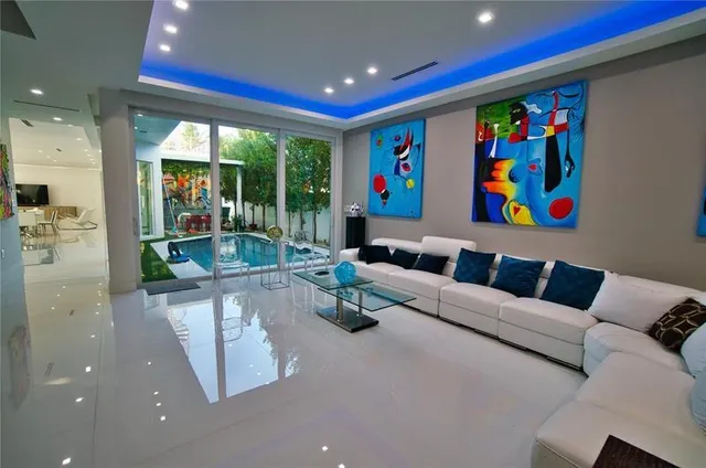 a view of backyard with plants