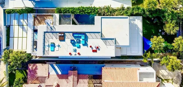 $4,800,000 | 3325 Northeast 18th Street, Fort Lauderdale, FL 33305