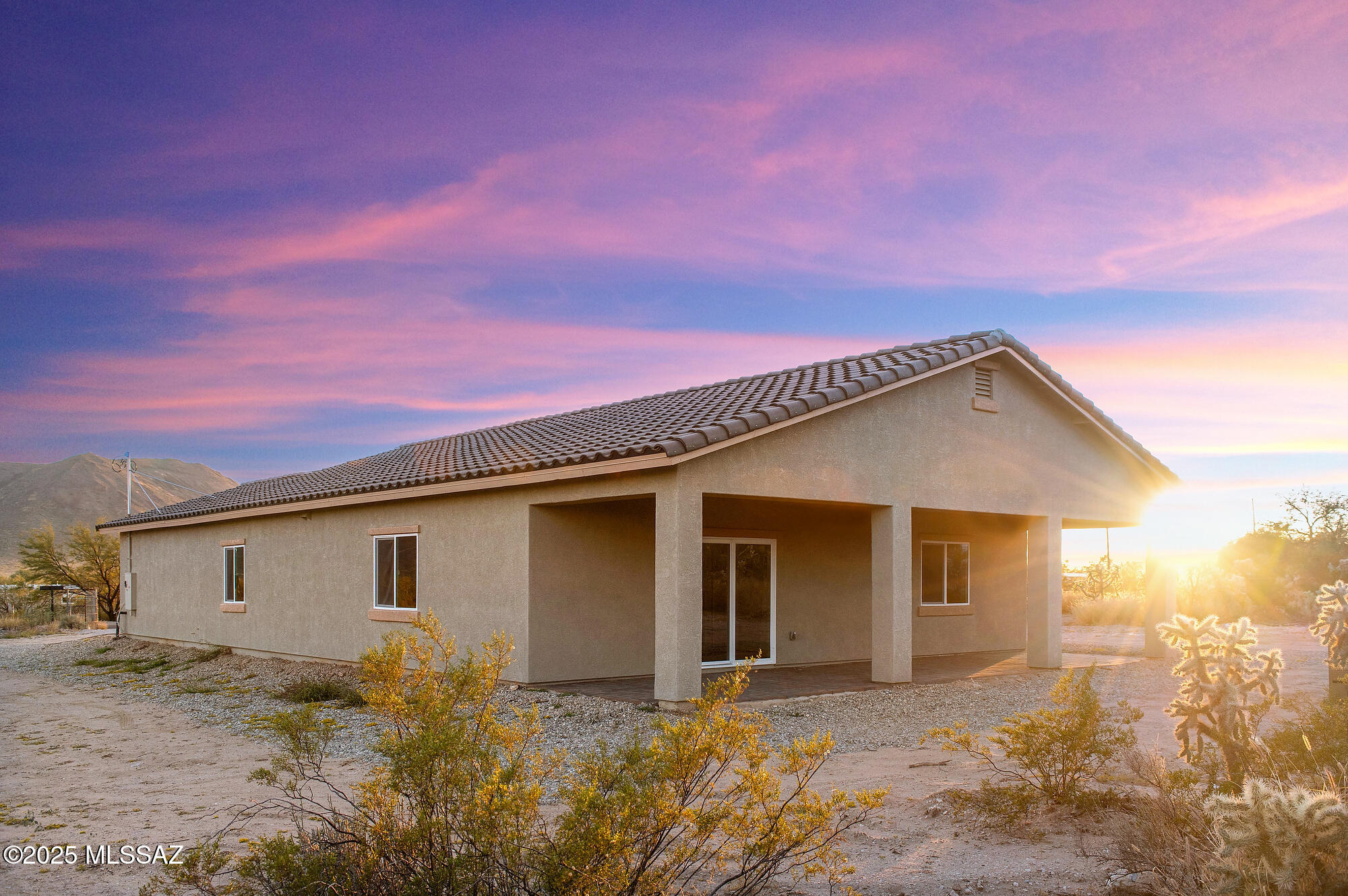 1863 West Ajo Way Tucson, AZ 85713 - Photo 2 of 32