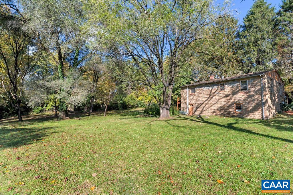 301 Georgetown Lane Charlottesville, VA 22901 - Photo 31 of 39 a view of a field with grass and trees