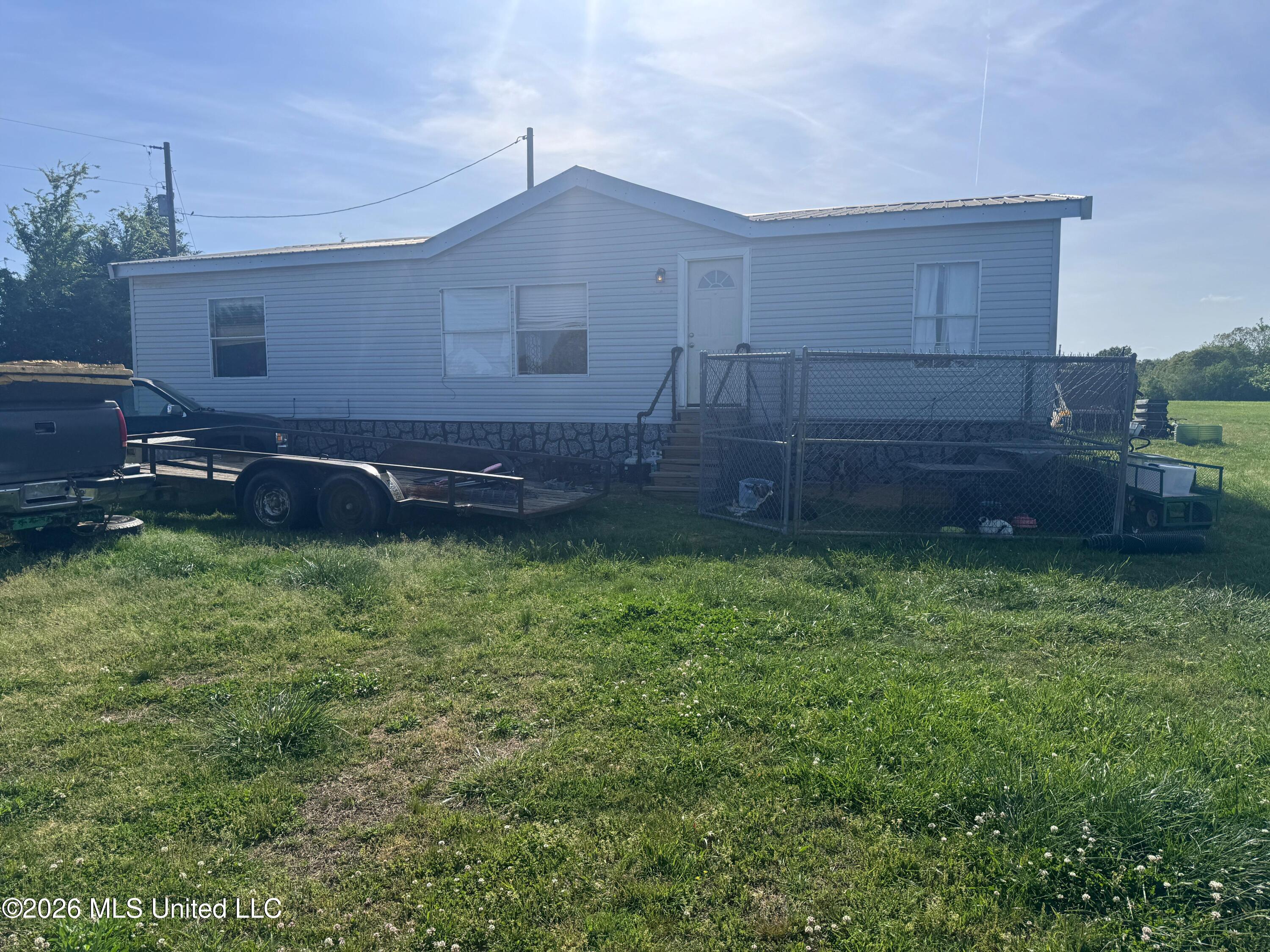 1627 Clear Creek Road Lamar, MS 38642 - Photo 1 of 9 PIC 1 Lyn Florida