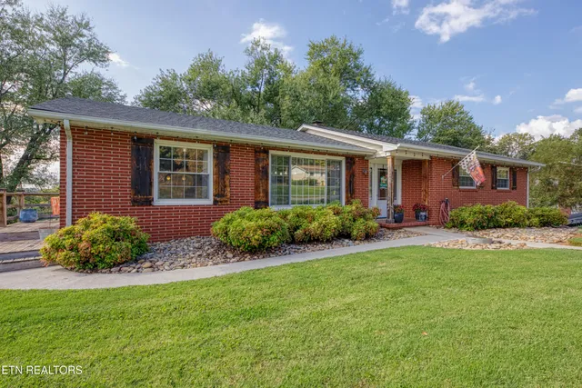 $449,900 | 417 Lupine Drive, Knoxville, TN 37924