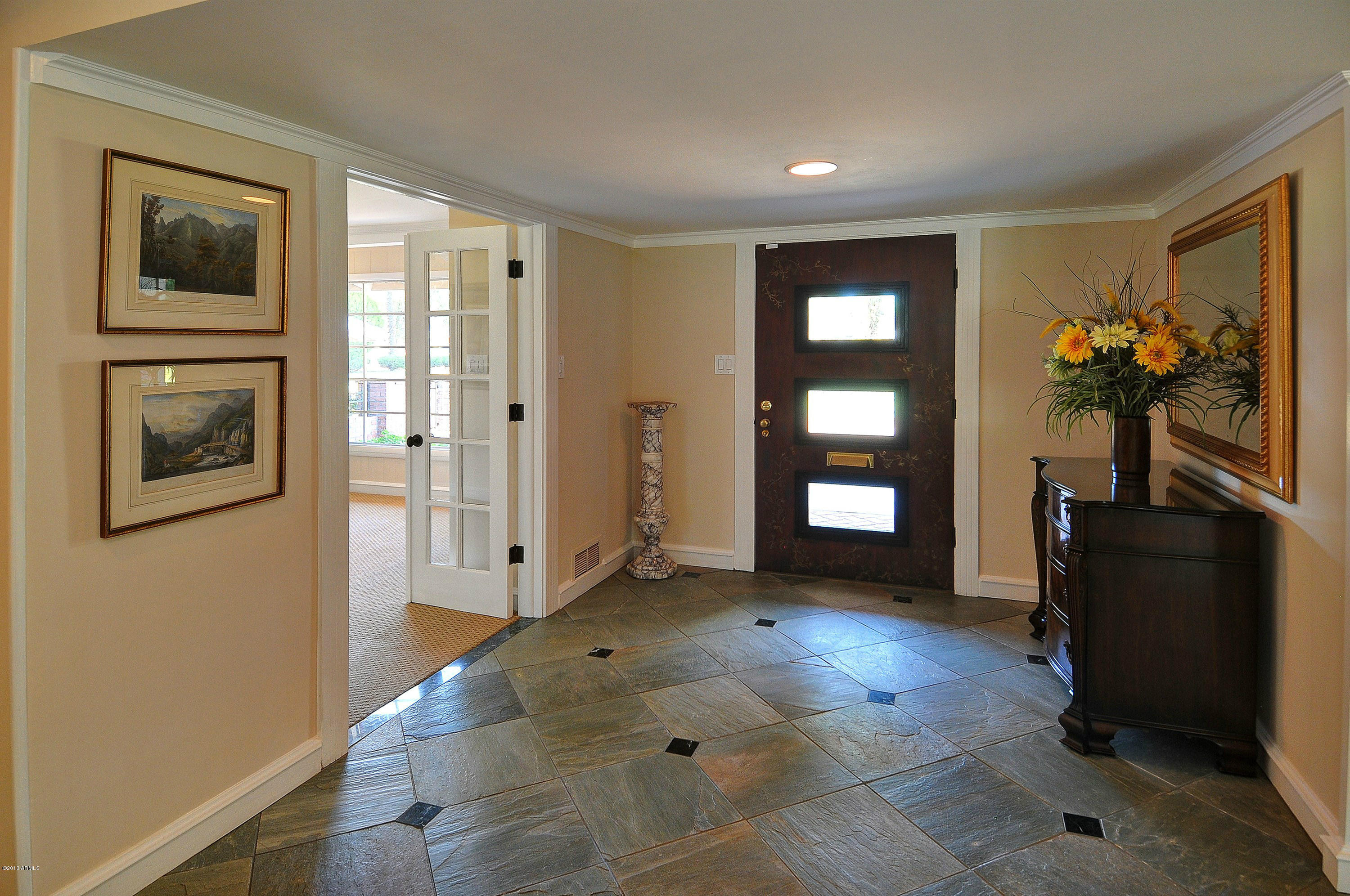 3701 East Camelback Road Phoenix, AZ 85018 - Photo 13 of 36 005_Foyer
