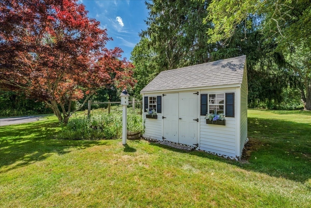 526 Main Street Hanover, MA 02339 - Photo 36 of 40 Gallery Image 36