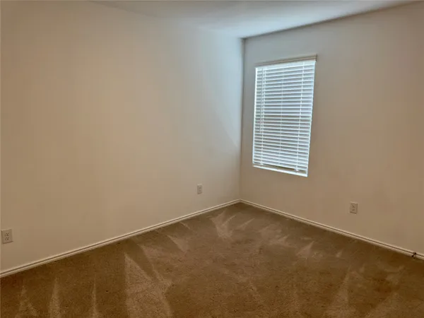 $1,700 | 510 Sunray Drive, Lockhart, TX 78644