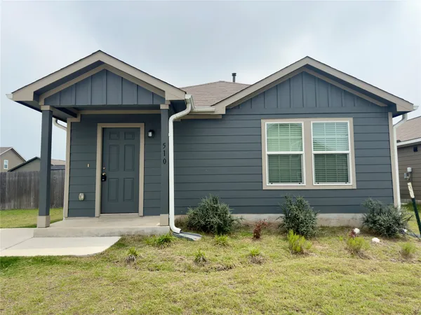 $1,700 | 510 Sunray Drive, Lockhart, TX 78644