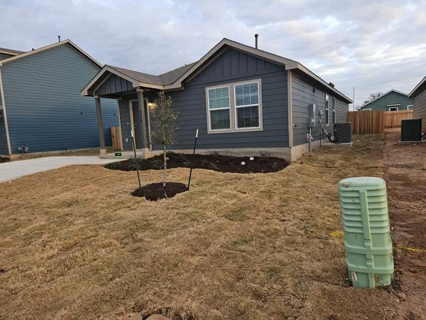$1,700 | 510 Sunray Drive, Lockhart, TX 78644