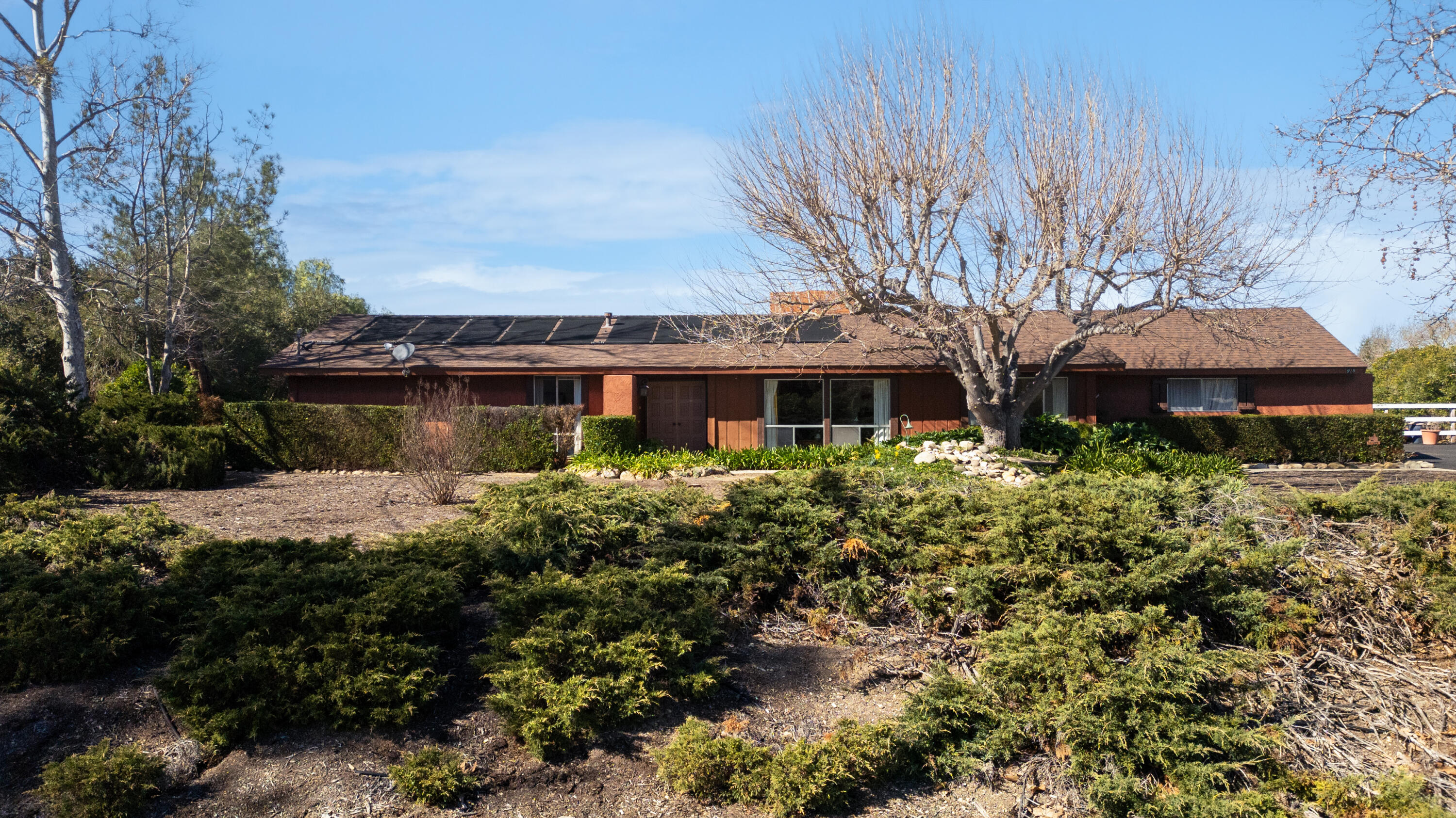 915 Ranch View Lane Solvang, CA 93463 - Photo 2 of 27 915-ranch-view-lane-Solvang-ca-3