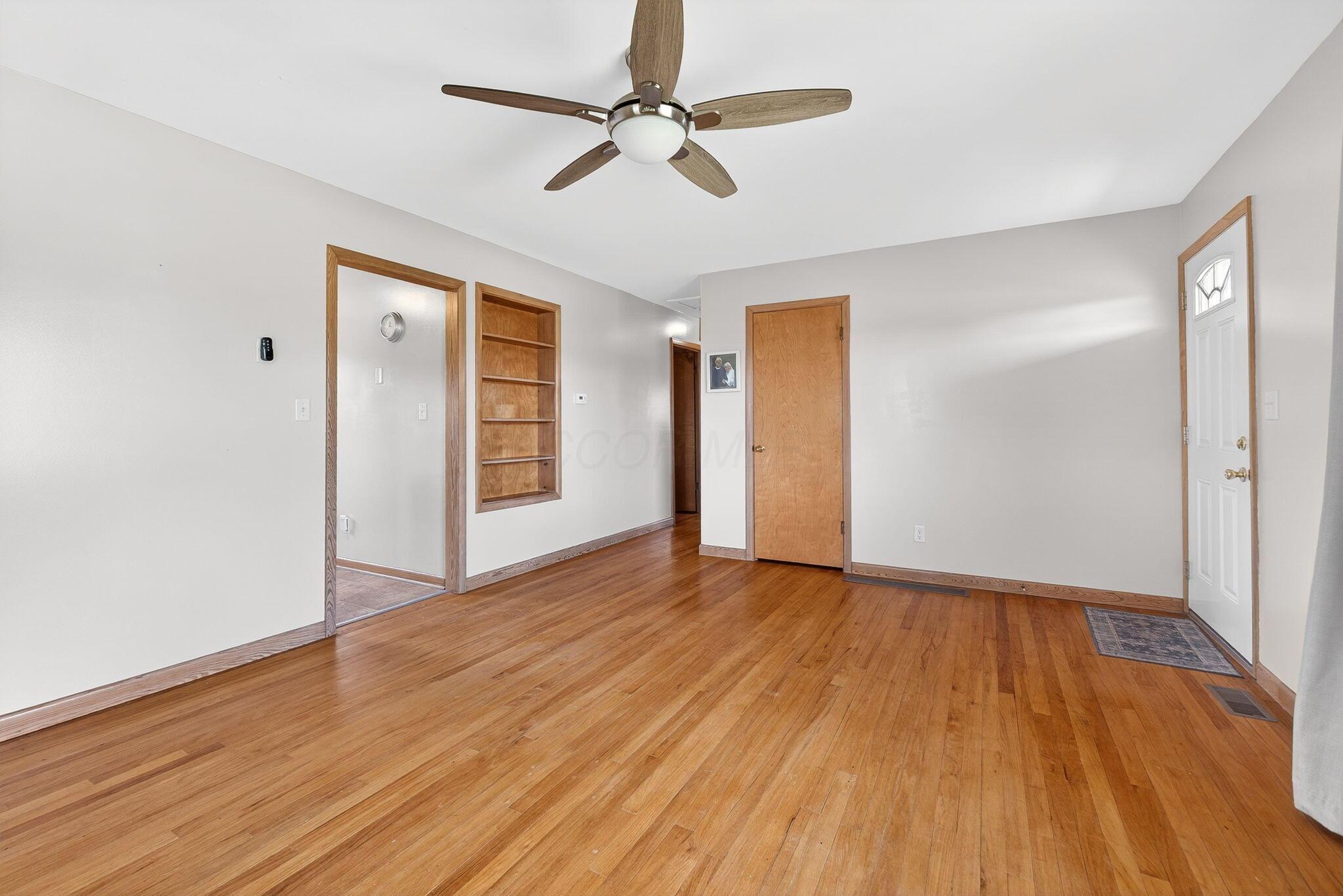 336 Houk Road Delaware, OH 43015 - Photo 14 of 67 336 Houk Rd (Interior_-5