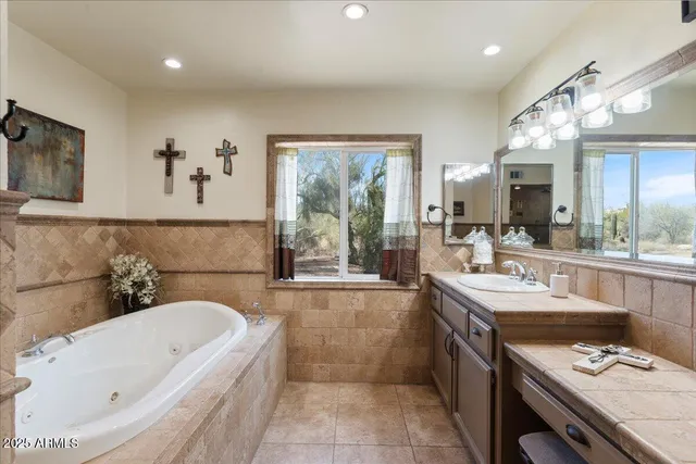 $9,997,000 | 7100 East Montgomery Road, Scottsdale, AZ 85266