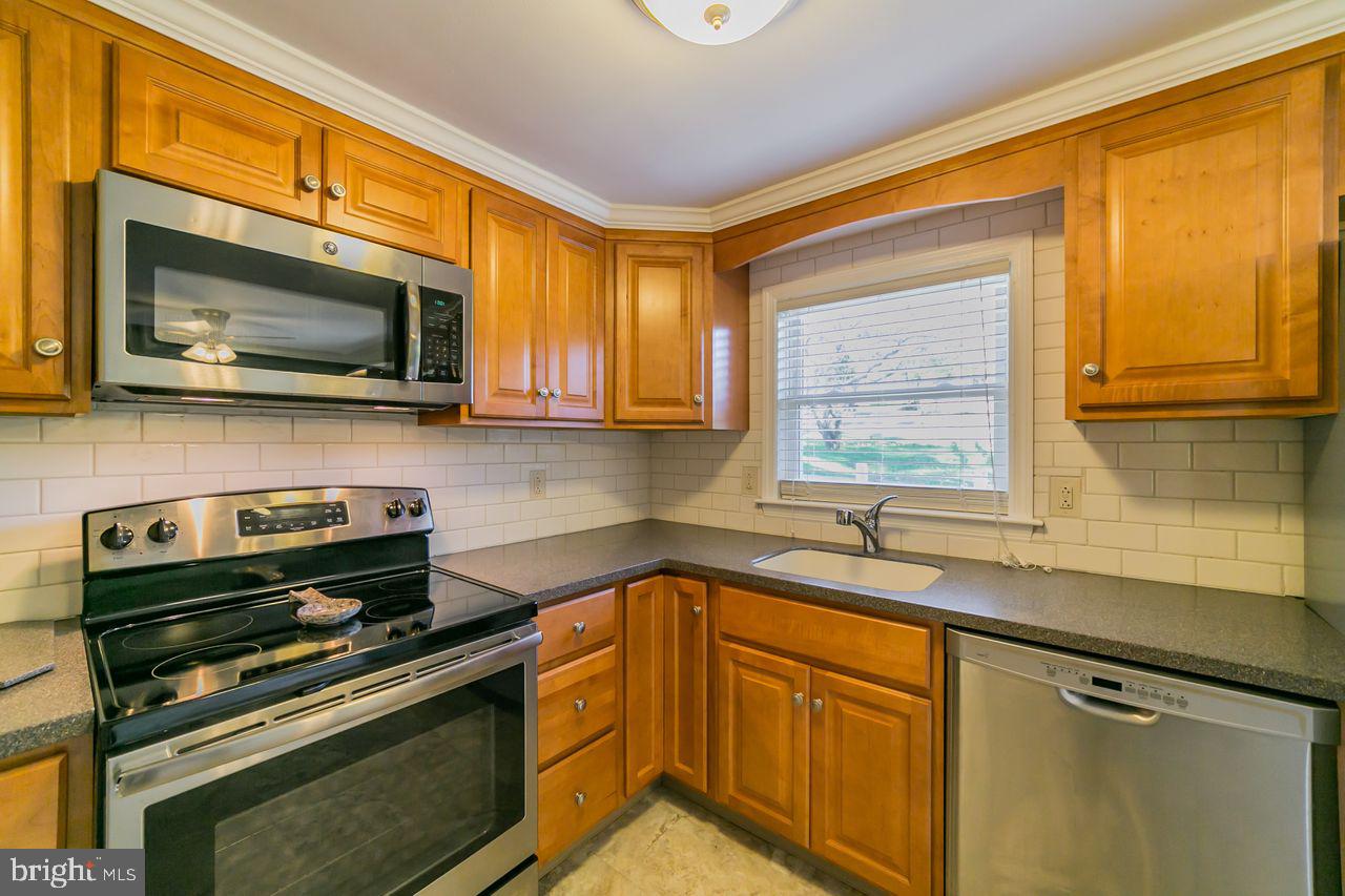1469 Temple Road Pottstown, PA 19465 - Photo 11 of 30