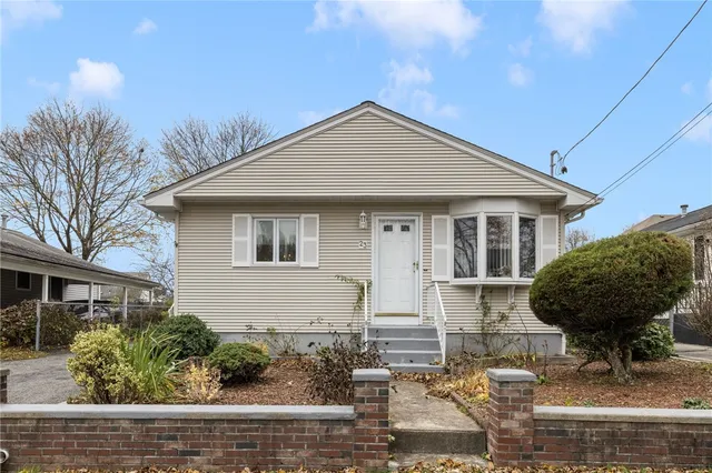 $425,000 | 23 Hewes Street, Cumberland, RI 02864