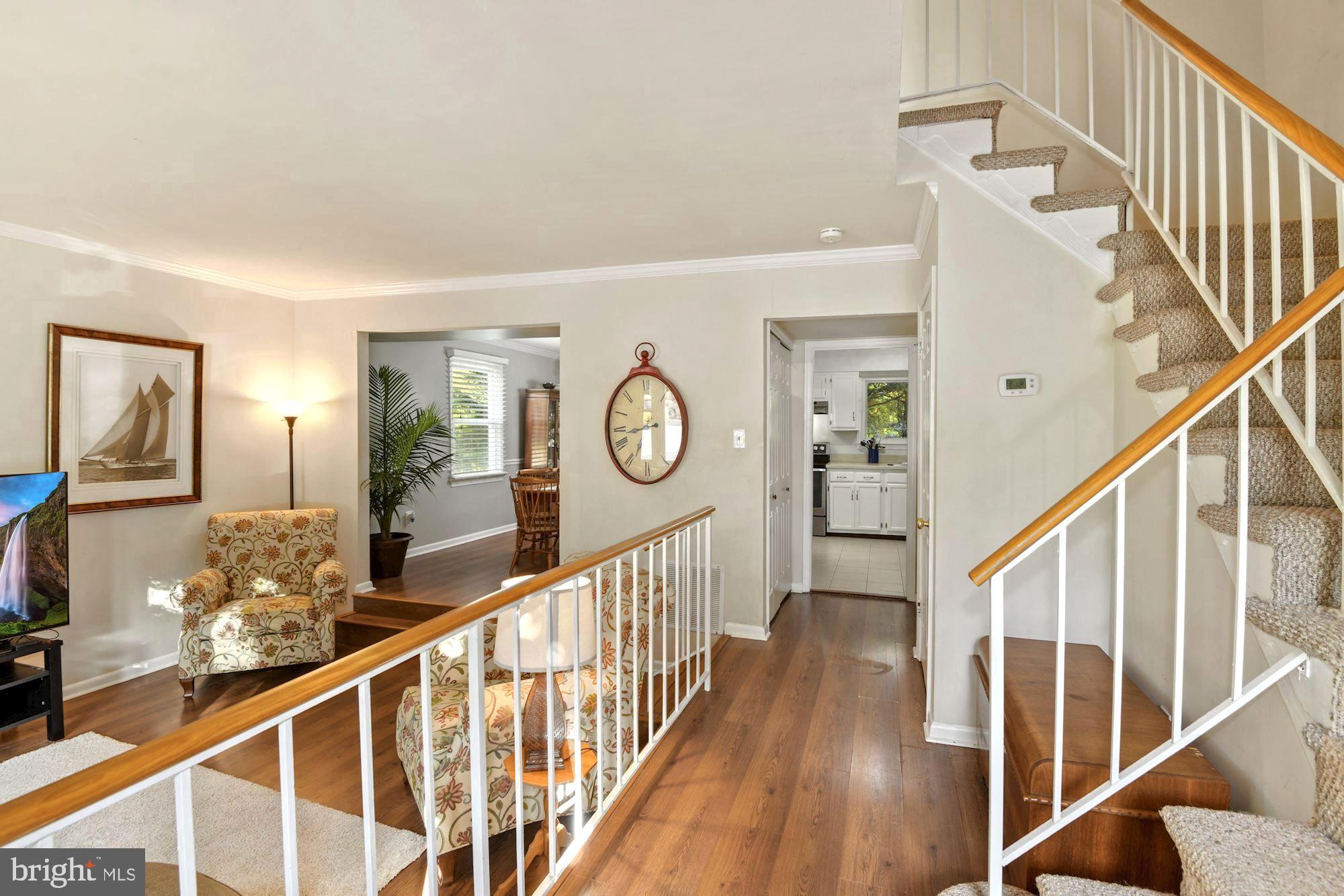 400 Colonial Ridge Lane Arnold, MD 21012 - Photo 3 of 38 Foyer