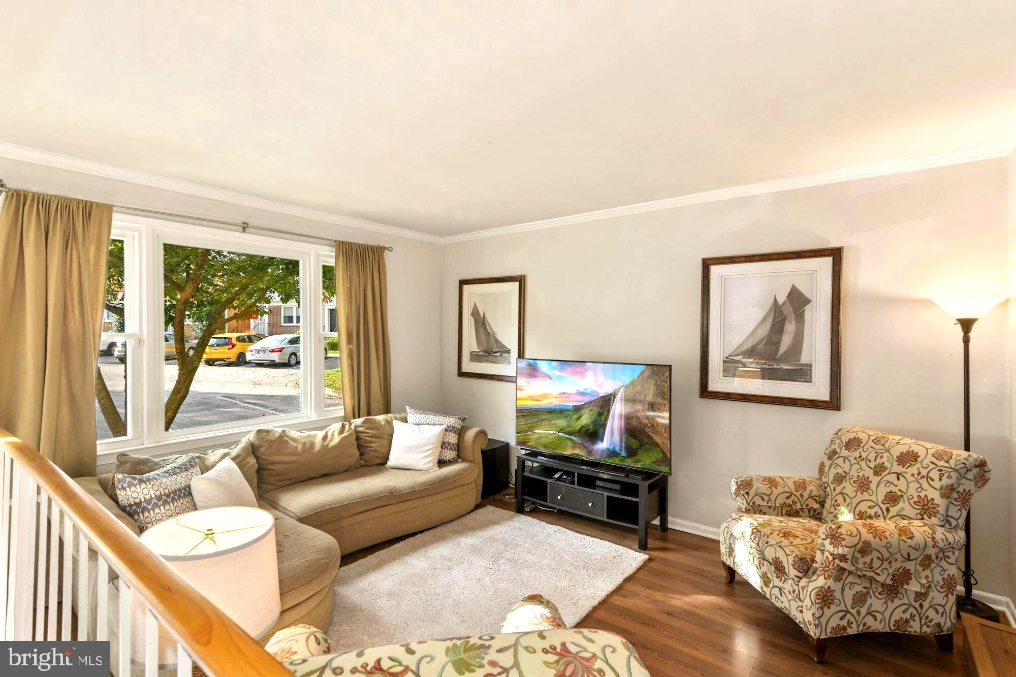 400 Colonial Ridge Lane Arnold, MD 21012 - Photo 9 of 38 Huge Picture Window