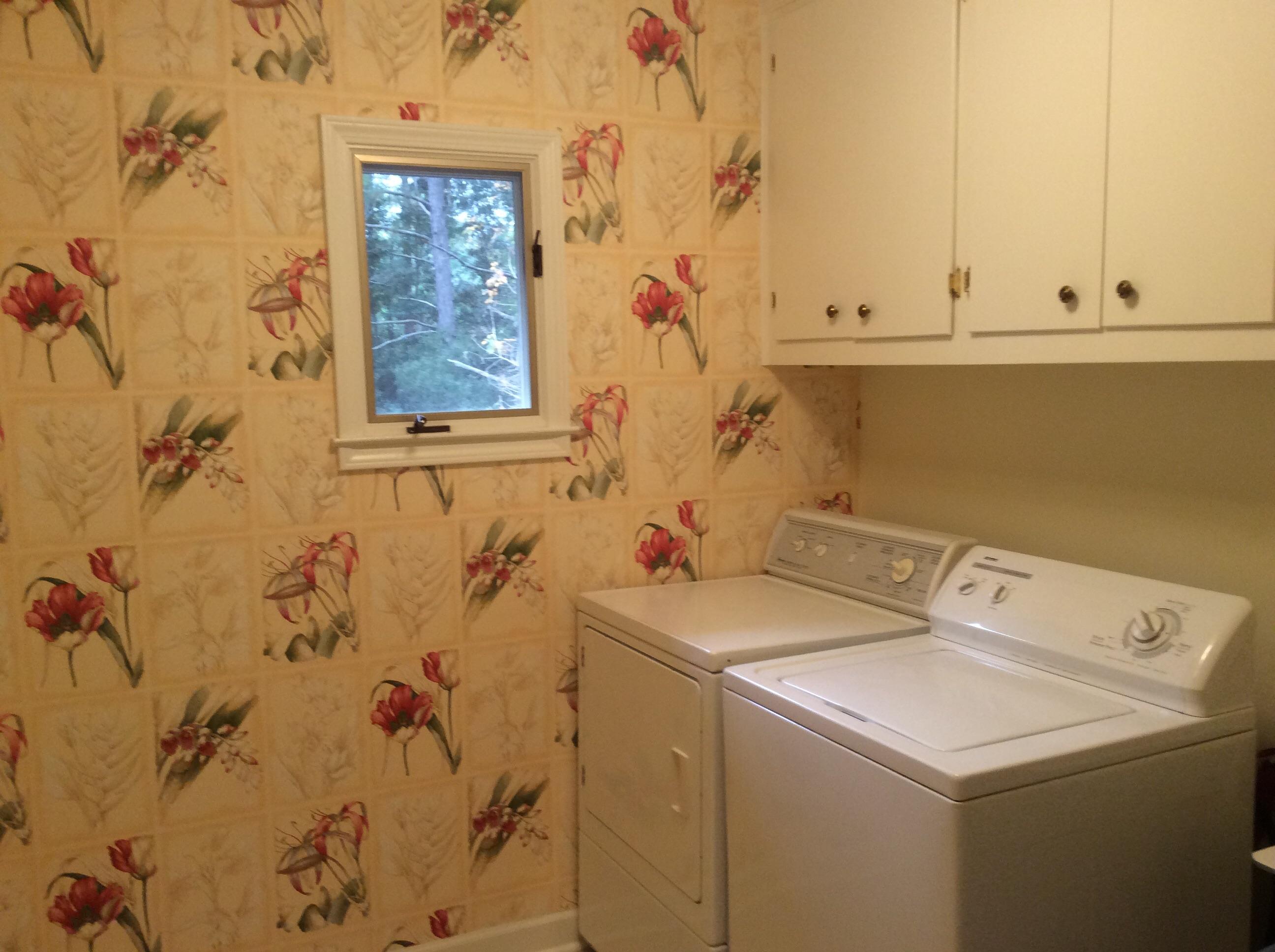 820 Alle Place Pinopolis, SC 29469 - Photo 21 of 28 Upstairs Laundry