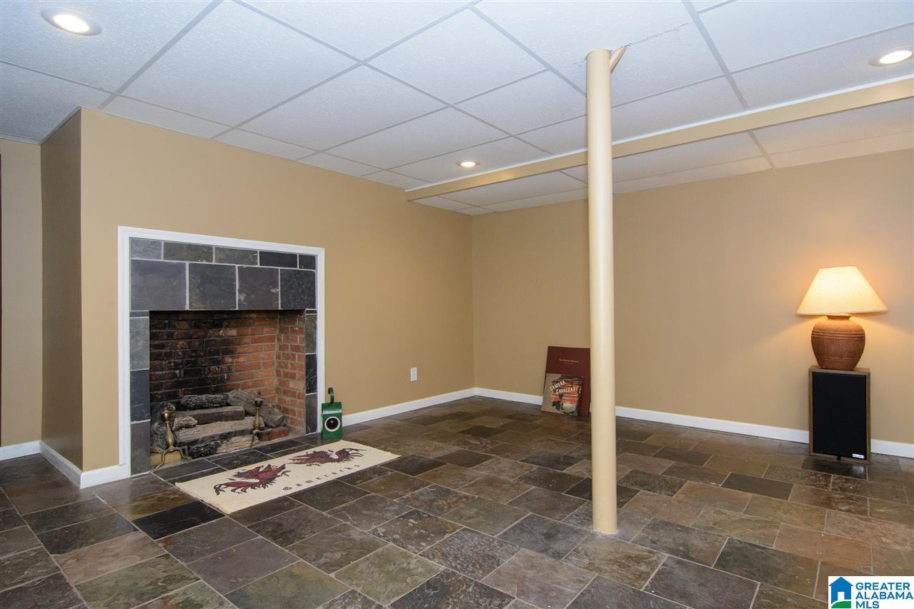 1300 Lloyd Road Sylacauga, AL 35150 - Photo 36 of 50