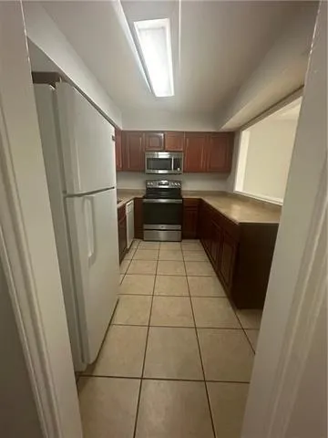 $2,100 | 600 Vouray Drive, Unit C, Kenner, LA 70065