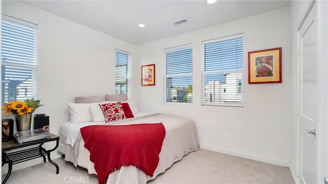 $1,149,000 | 125 Allusion, Irvine, CA 92618