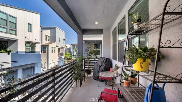 $1,149,000 | 125 Allusion, Irvine, CA 92618