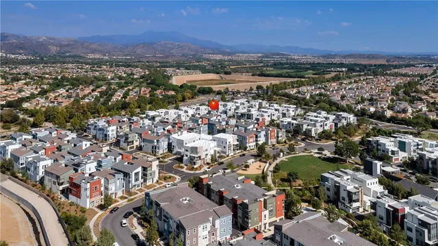 $1,149,000 | 125 Allusion, Irvine, CA 92618