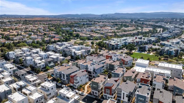 $1,149,000 | 125 Allusion, Irvine, CA 92618