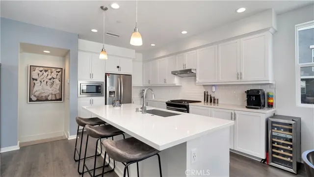 $1,149,000 | 125 Allusion, Irvine, CA 92618